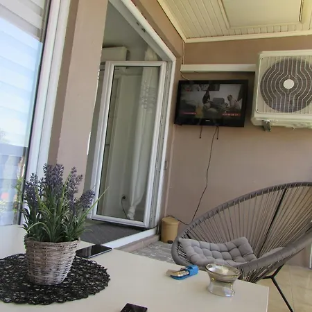 Senad Apartman Apartment *
