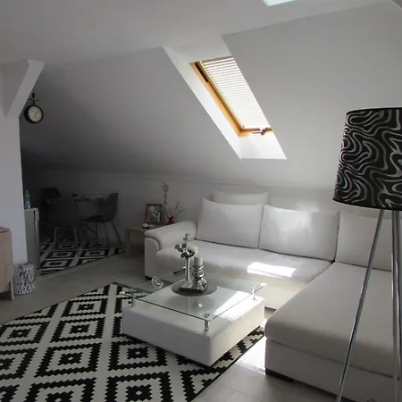 Senad Apartman Apartment *