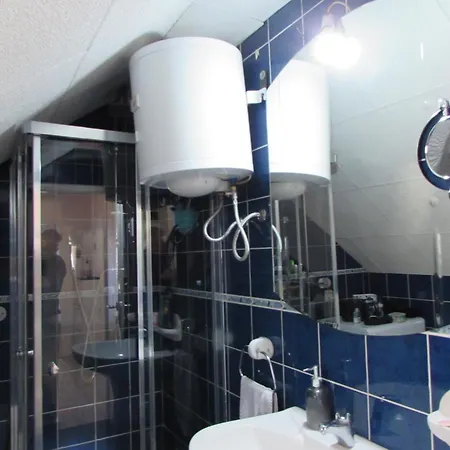 Senad Apartman Apartment *
