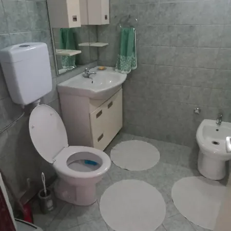 Senad Apartman *